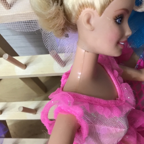 Barbie Bubble Fairy Doll and Clothes - Picture 12 of 14